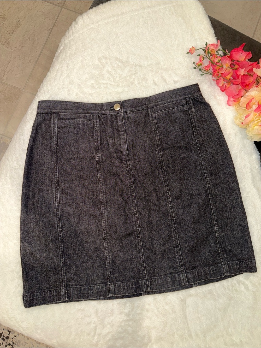 2 x 20$ Jones New York Black Denim Pencil Mini Skirt